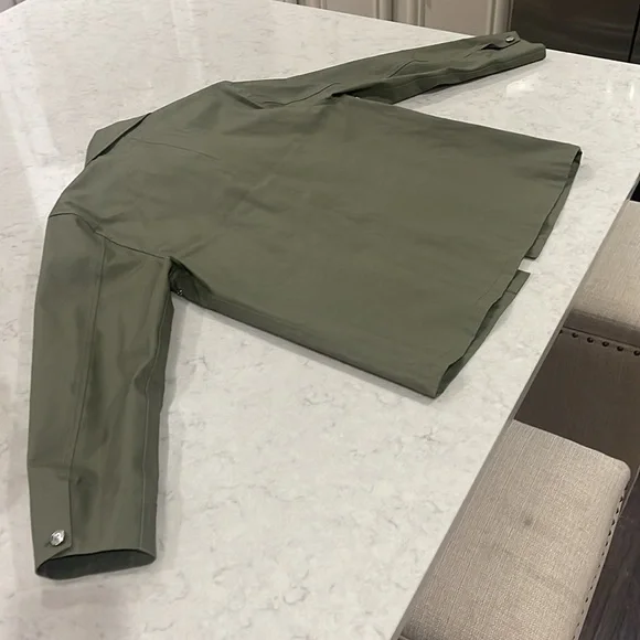 A.P.C. X Carhartt Wip collab on this field coat. Size XL. Olive green